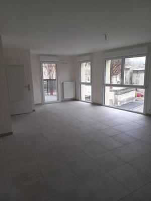Appartement - 72 m² - 3 pièces