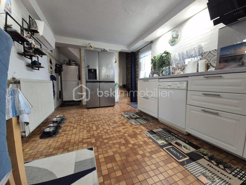 Maison traditionnelle - 111 m² - 6 pièces