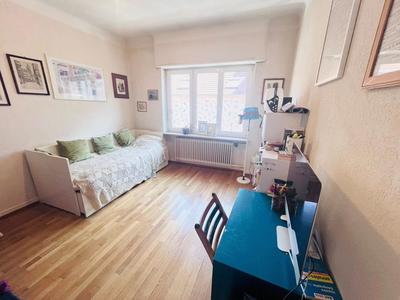 Appartement - 156 m² - 6 pièces