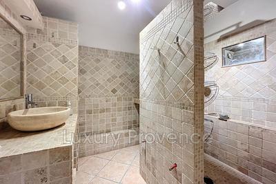 Appartement - 87 m² - 4 pièces