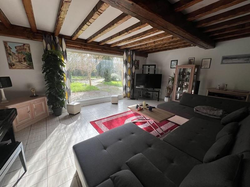 Maison traditionnelle - 273 m² - 5 pièces