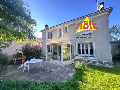 Maison - 183 m² - 8 pièces