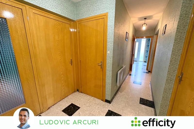 Maison - 157 m² - 7 pièces