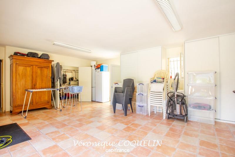 Villa - 240 m² - 7 pièces