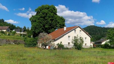 Maison traditionnelle - 120 m² - 6 pièces