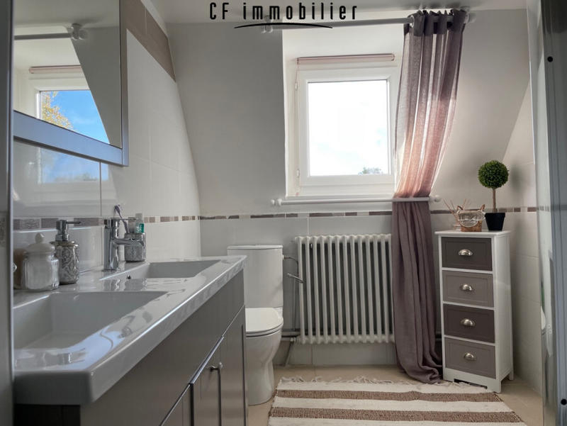 Maison - 145 m² - 5 pièces