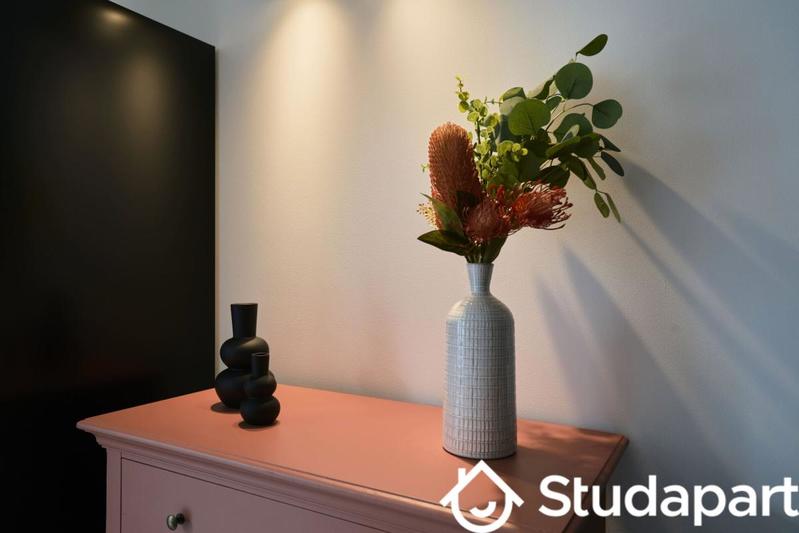 Chambre - 12 m² - 1 pièce