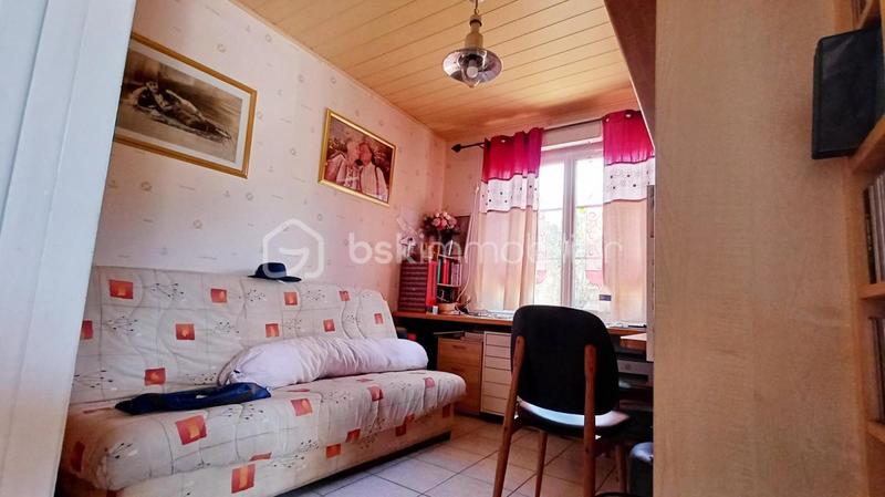 Maison - 90 m² - 5 pièces