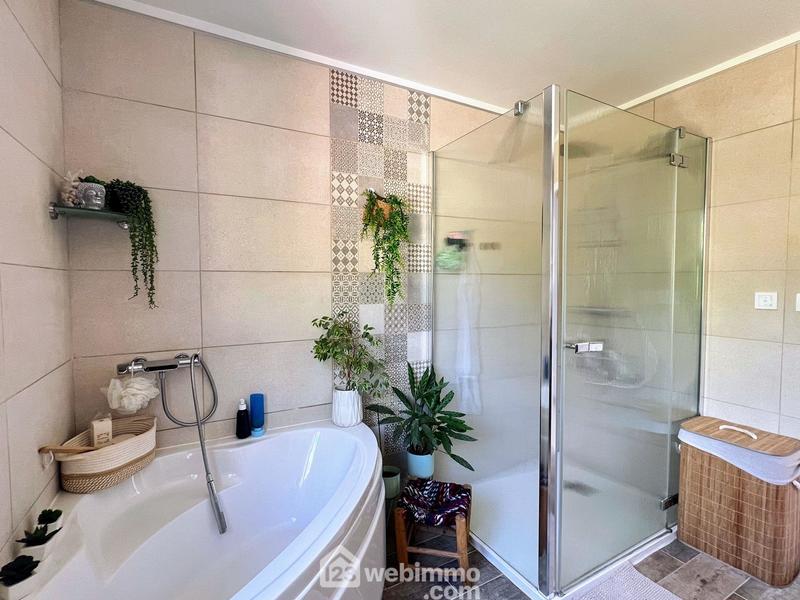 Maison - 138 m² - 7 pièces