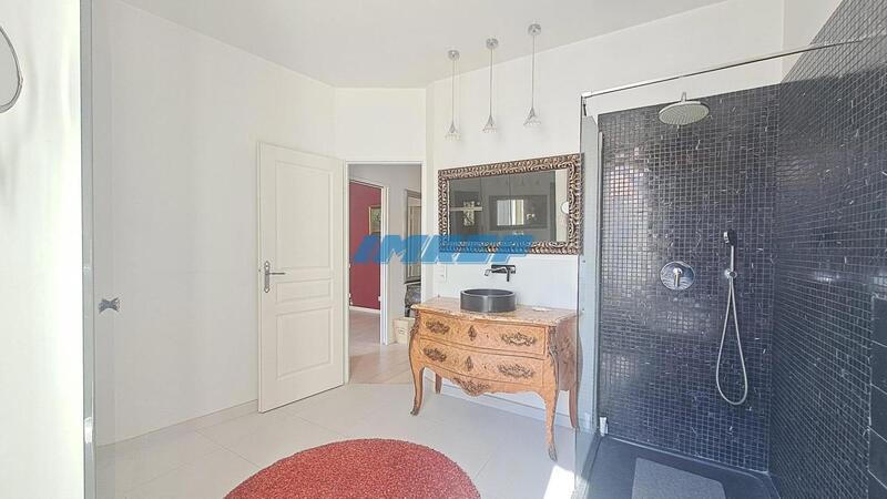 Maison de ville - 128 m² - 5 pièces