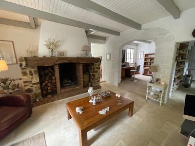 Maison - 144 m² - 9 pièces