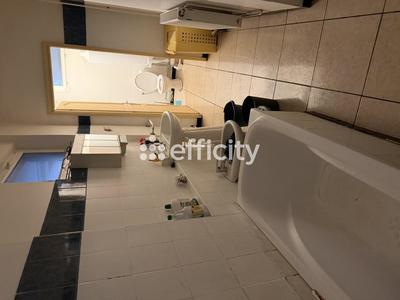 Maison de ville - 130 m² - 4 pièces