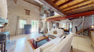 Maison ancienne - 280 m² - 8 pièces