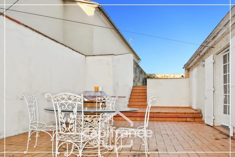 Maison bourgeoise - 254 m² - 5 pièces