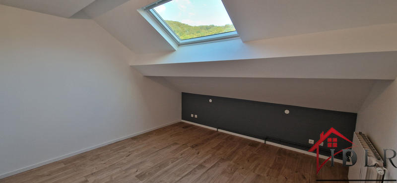 Appartement - 76 m² - 3 pièces