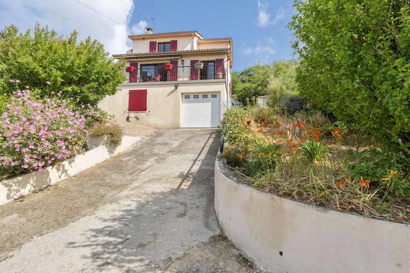 Maison - 133 m² - 7 pièces