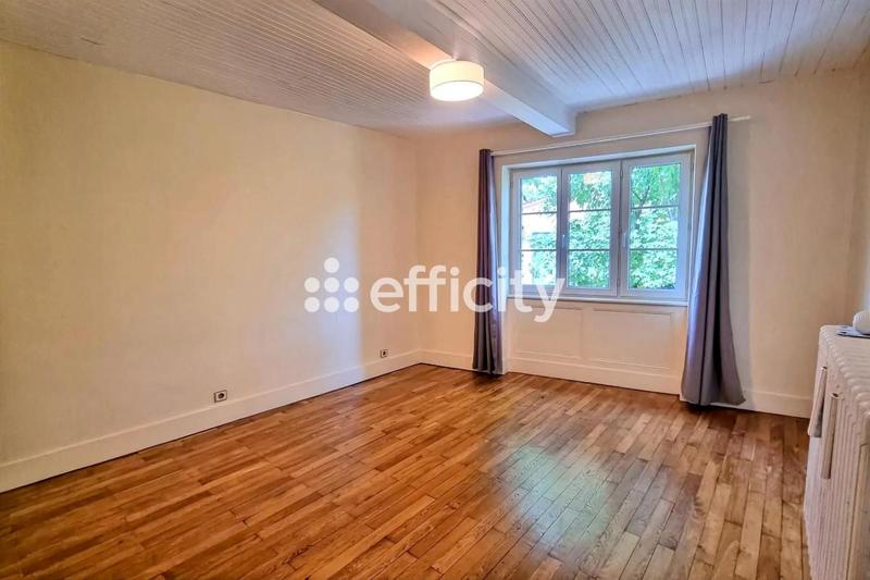 Maison en pierre - 175 m² - 7 pièces