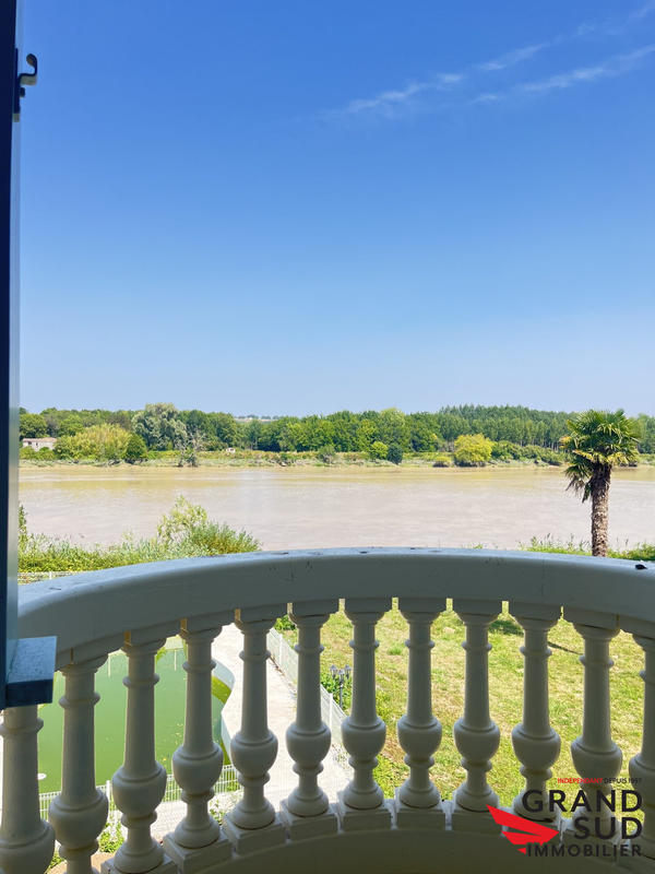 Maison - 207 m² - 7 pièces