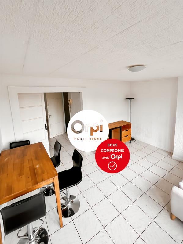 Immeuble - 300 m² - 12 pièces