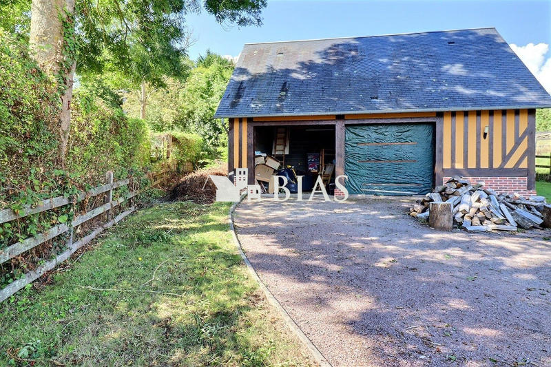 Maison traditionnelle - 150 m² - 6 pièces