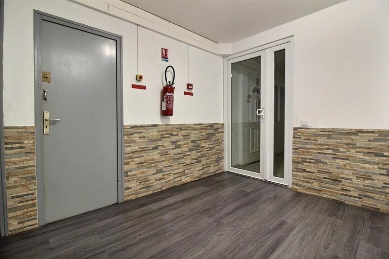 Immeuble - 906 m² - 40 pièces