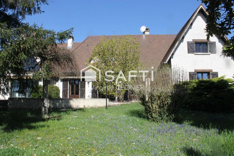 Maison - 204 m² - 6 pièces