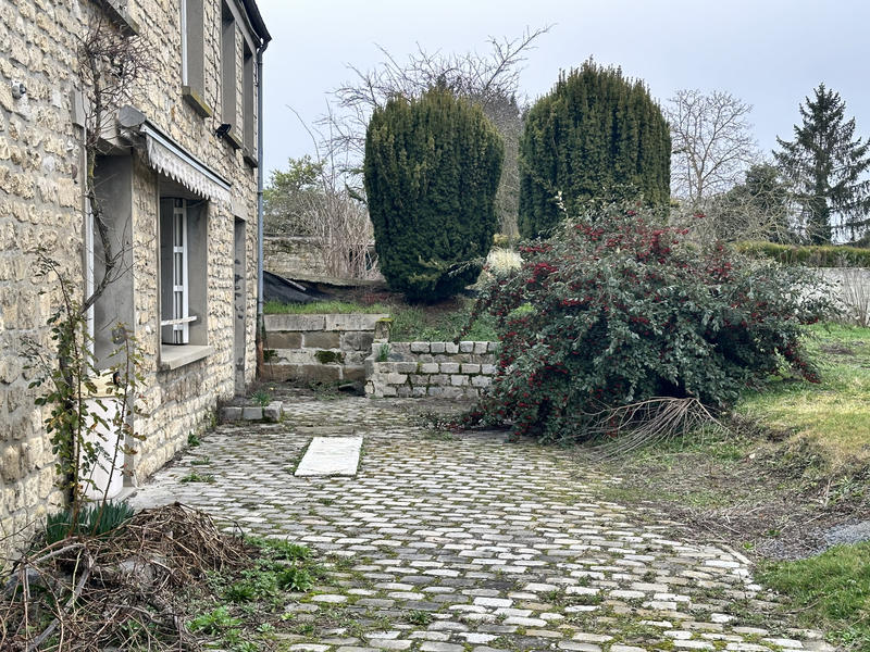 Maison - 200 m² - 7 pièces