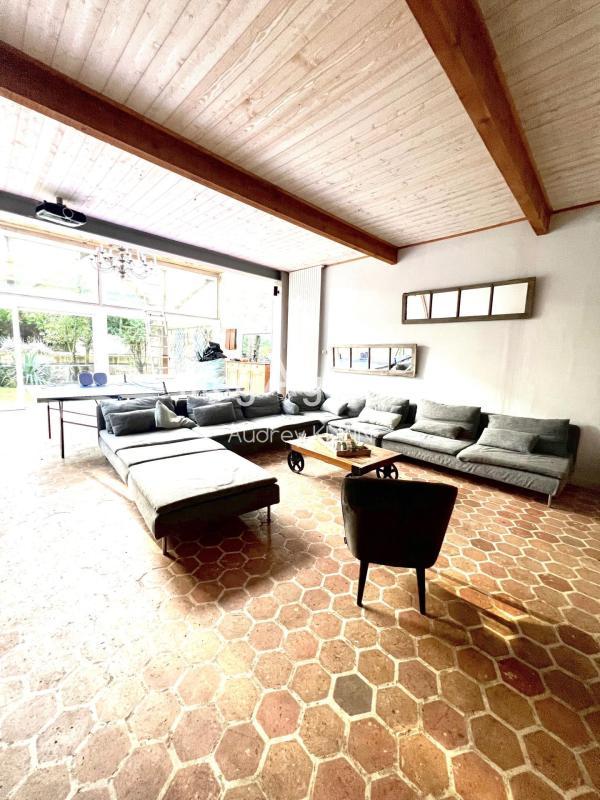 Longère - 211 m² - 6 pièces