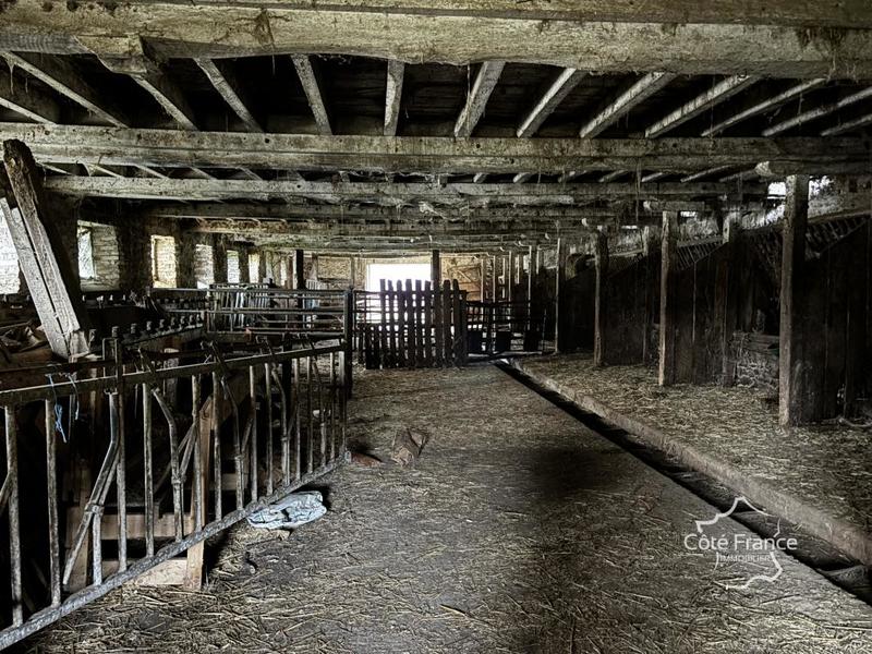 Corps de ferme - 220 m² - 11 pièces