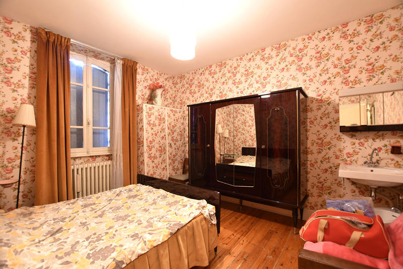 Maison - 155 m² - 9 pièces