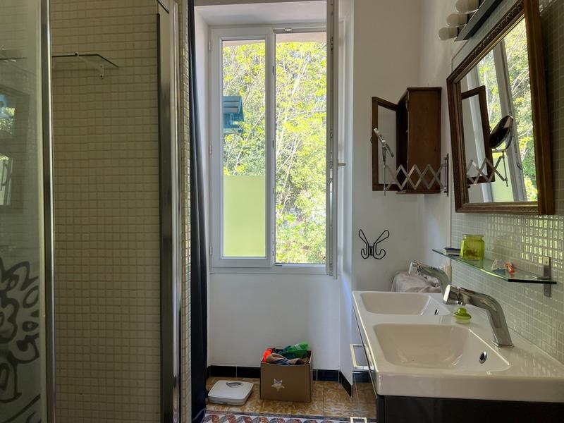 Maison - 181 m² - 7 pièces