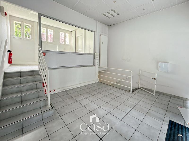 Local commercial - 45 m² - 1 pièce