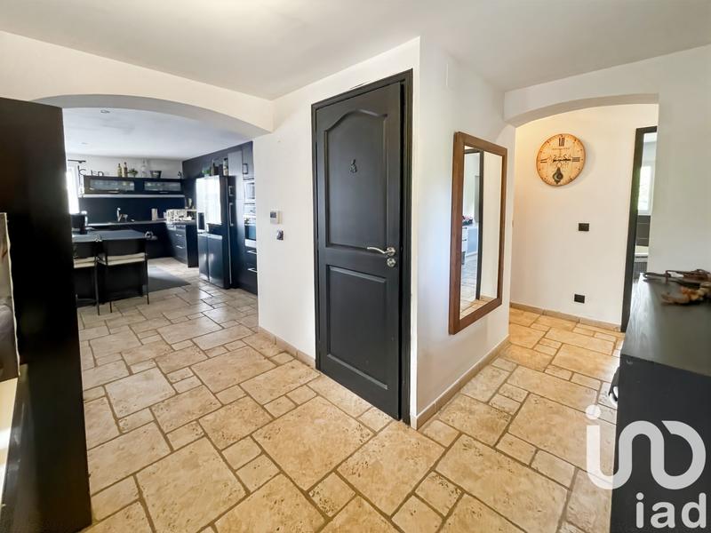 Maison - 227 m² - 7 pièces