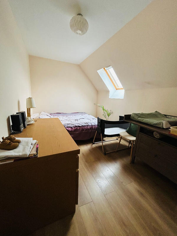 Maison - 85 m² - 5 pièces