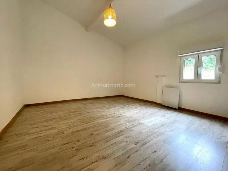 Maison - 423 m² - 3 pièces