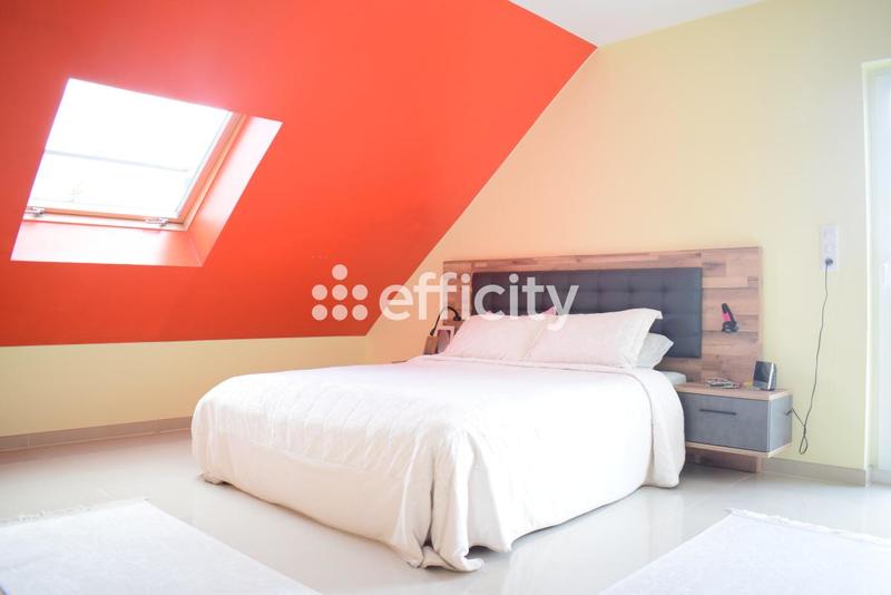 Maison - 175 m² - 6 pièces