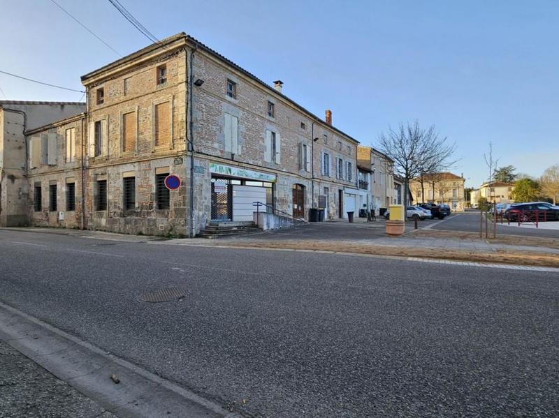 Immeuble - 334 m² - 10 pièces