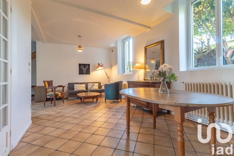 Maison de village - 147 m² - 9 pièces