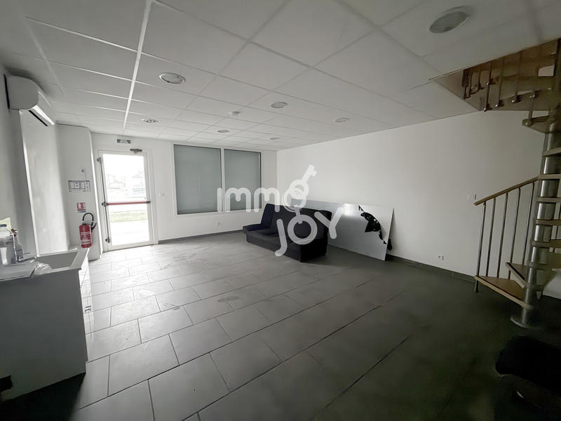 Local commercial - 60 m² - 2 pièces