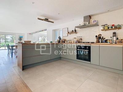 Maison - 170 m² - 5 pièces