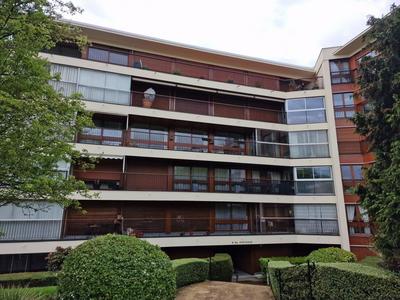 Appartement ancien - 130 m² - 5 pièces