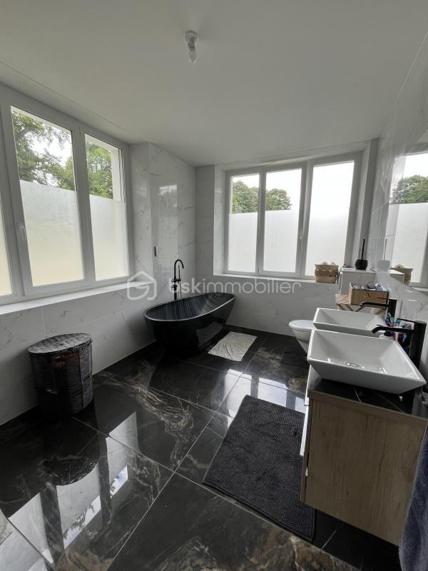 Maison - 132 m² - 5 pièces