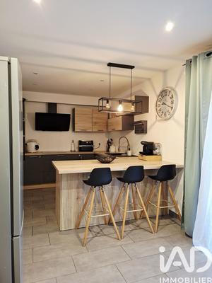 Maison - 84 m² - 5 pièces