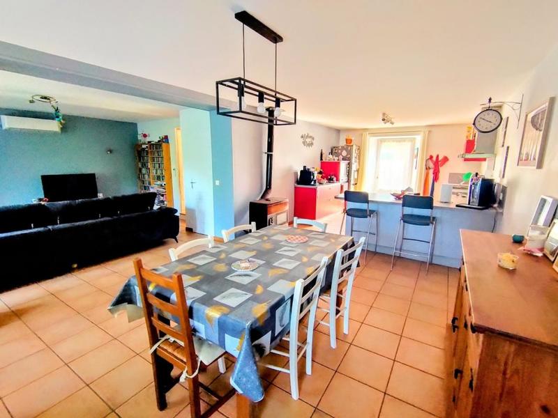 Propriété - 302 m² - 12 pièces