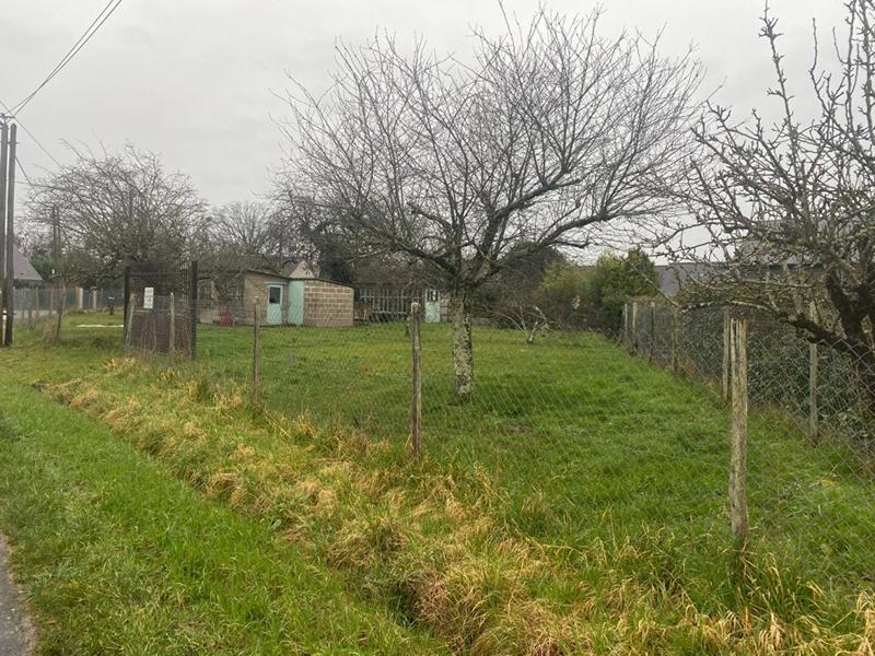 Terrain constructible - 1 107 m²