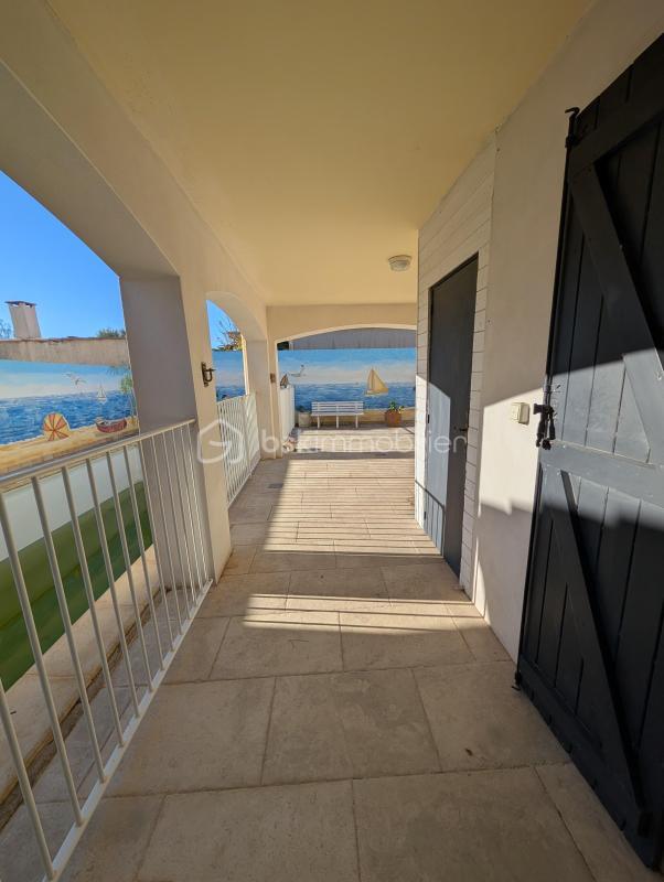 Maison traditionnelle - 210 m² - 8 pièces