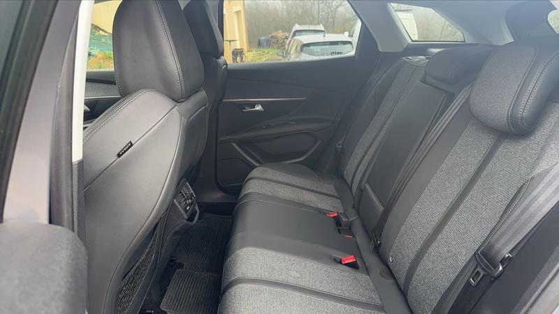 Peugeot 3008 1.5 BlueHDi 130 Eat8 Allure