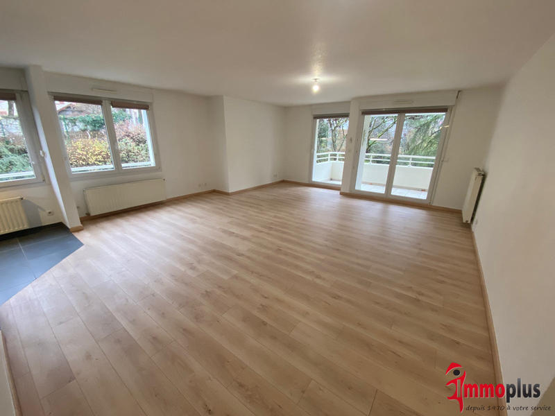 Appartement - 99 m² - 3 pièces
