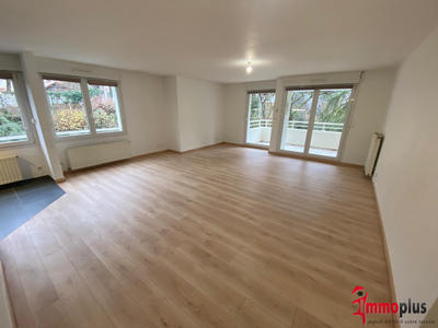 Appartement - 99 m² - 3 pièces