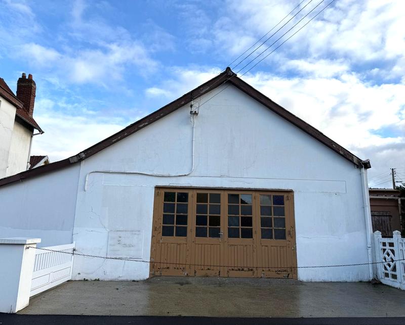 Maison - 90 m² - 6 pièces